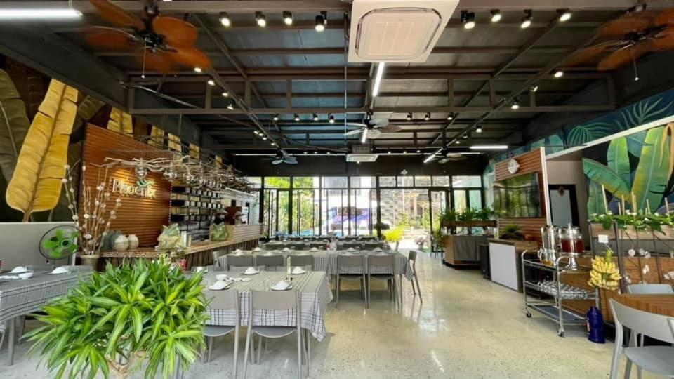 Phoenix Minh Chau Hotel Provinz Quang Ninh Exterior foto